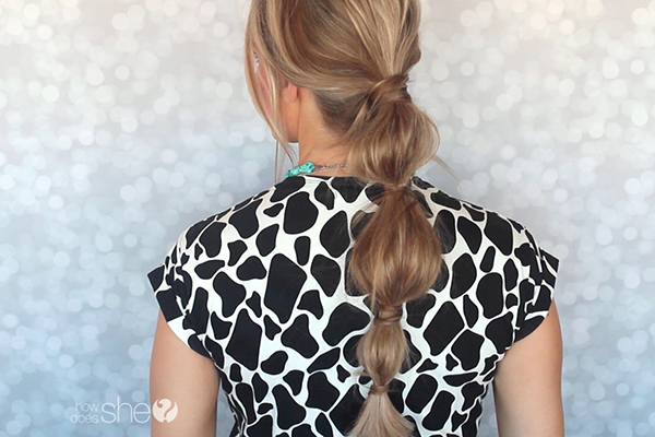 http://www.howdoesshe.com/wp-content/uploads/2015/03/how-to-create-a-cute-bubble-pony-tail.jpg