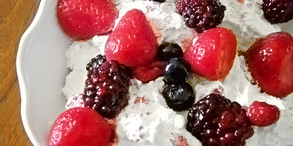 Easy & Delicious Fruit Salad Parfait