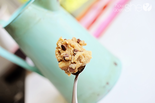 chocolate chip cookie bowls