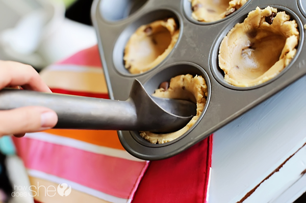chocolate chip cookie bowls