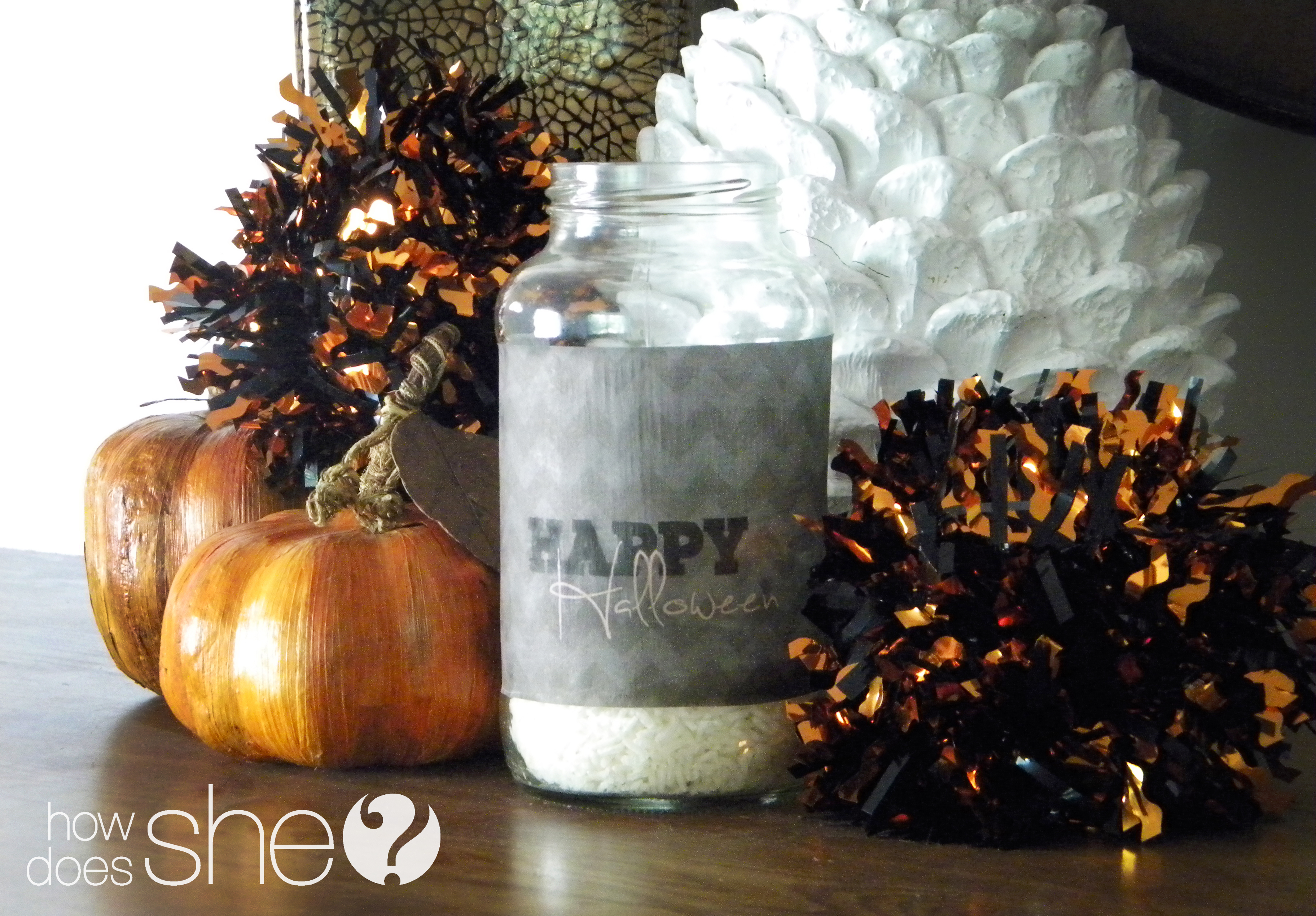 Chic Halloween “Glowing” Jars