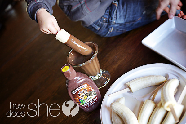 delicious and easy banana pops