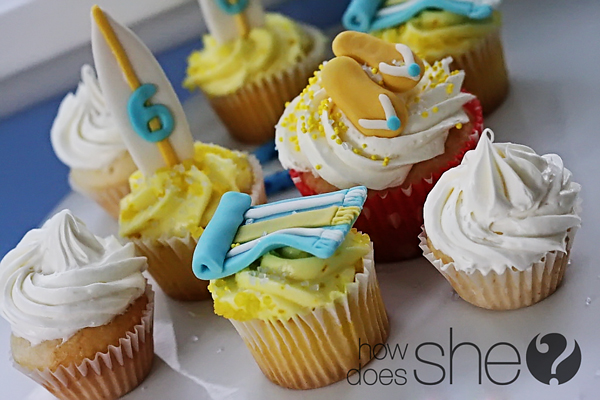 decorating cupcakes with fondant