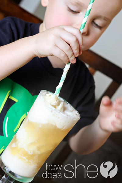Apple Pie ice cream floats