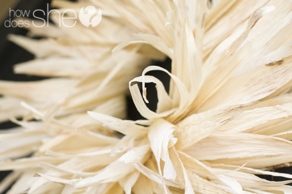 Corn Husk Wreath Tutorial