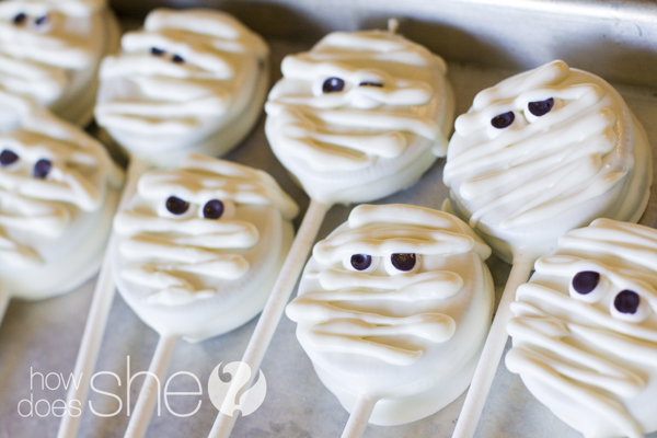Royal Icing Googly Eyes