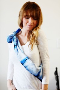 ways to wear a scarf