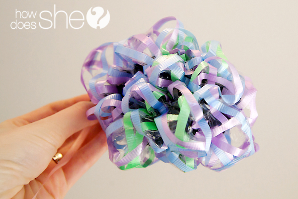 Make A Ribbon Balloon