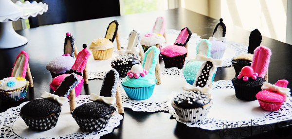 High Heel Cupcakes - .howdoesshe #highheelcupcakes