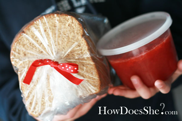 #10 Neighbor Christmas Gift Idea – Bread