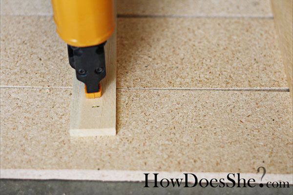 Make A wood Flag Decoration