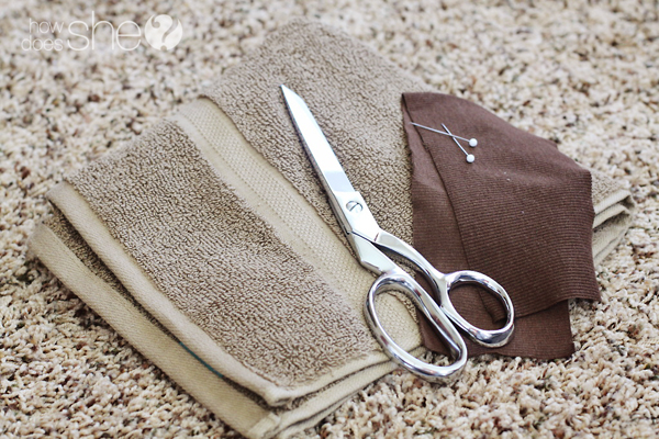 The Bib of All Bibs Towel Bib Tutorial