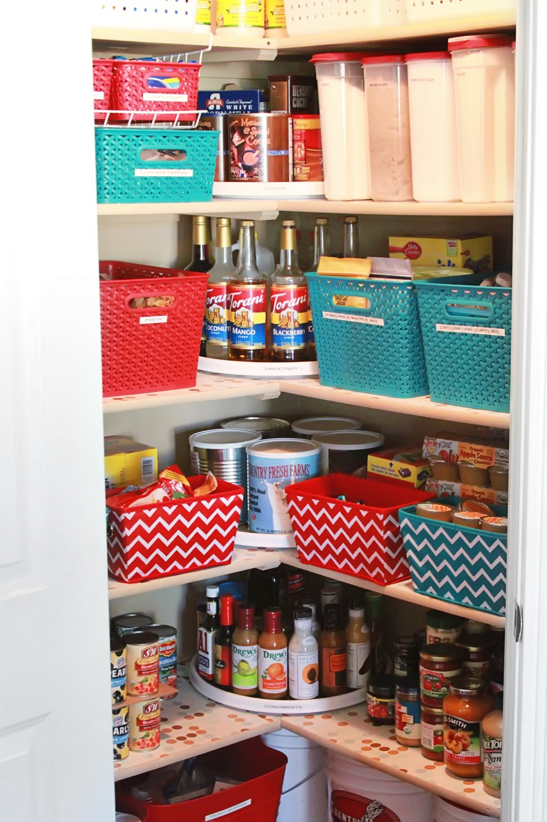 pantry m2