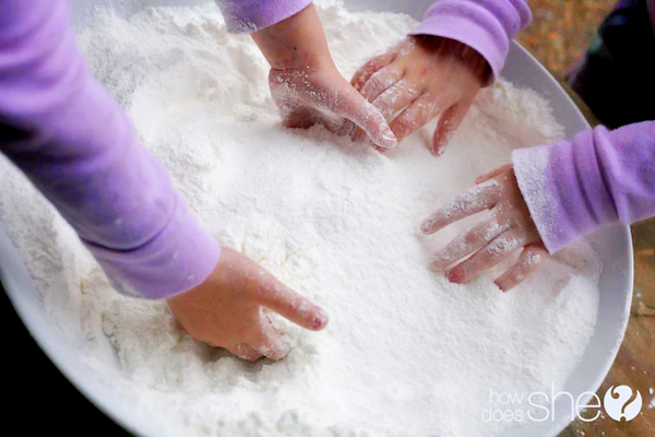 Make a can of snow