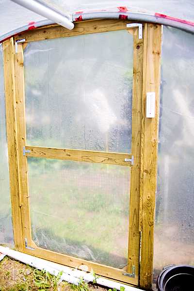 How to Create a Greenhouse out of a Trampoline How to Create a Greenhouse out of a Trampoline